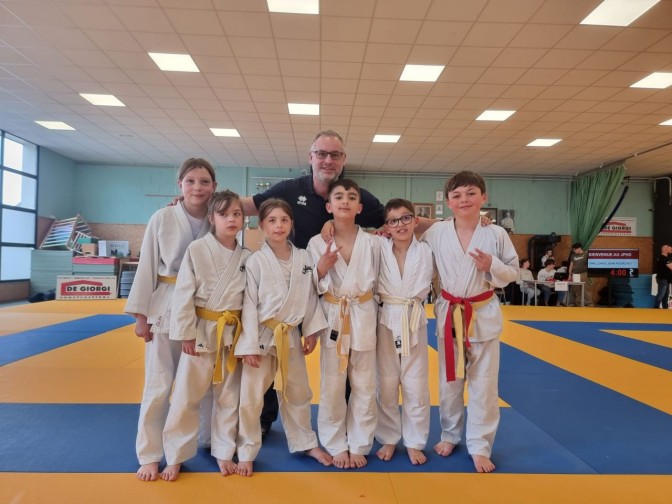 Image de l'actu 'Tournoi par équipe de Pontarlier poussin et benjamin le  28-29/3/26'